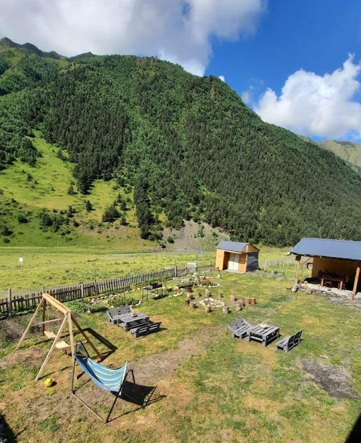 Guesthouse Pirimze Dartlo ภายนอก รูปภาพ