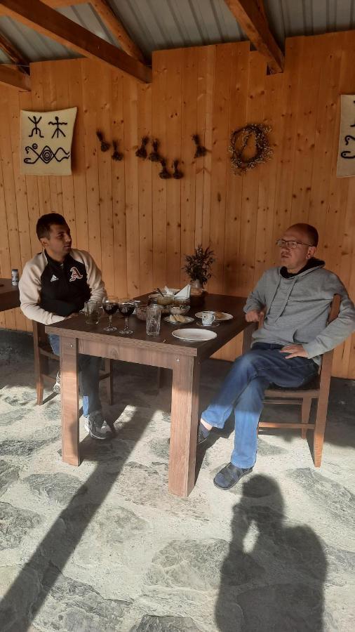 Guesthouse Pirimze Dartlo ภายนอก รูปภาพ